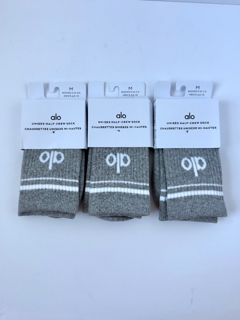 Alo Yoga Unisex Half-Crew Socks Athletic Heather Grey White NWT S M